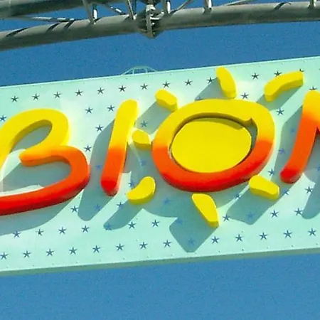 Chill And Fun In Our - Beahost *